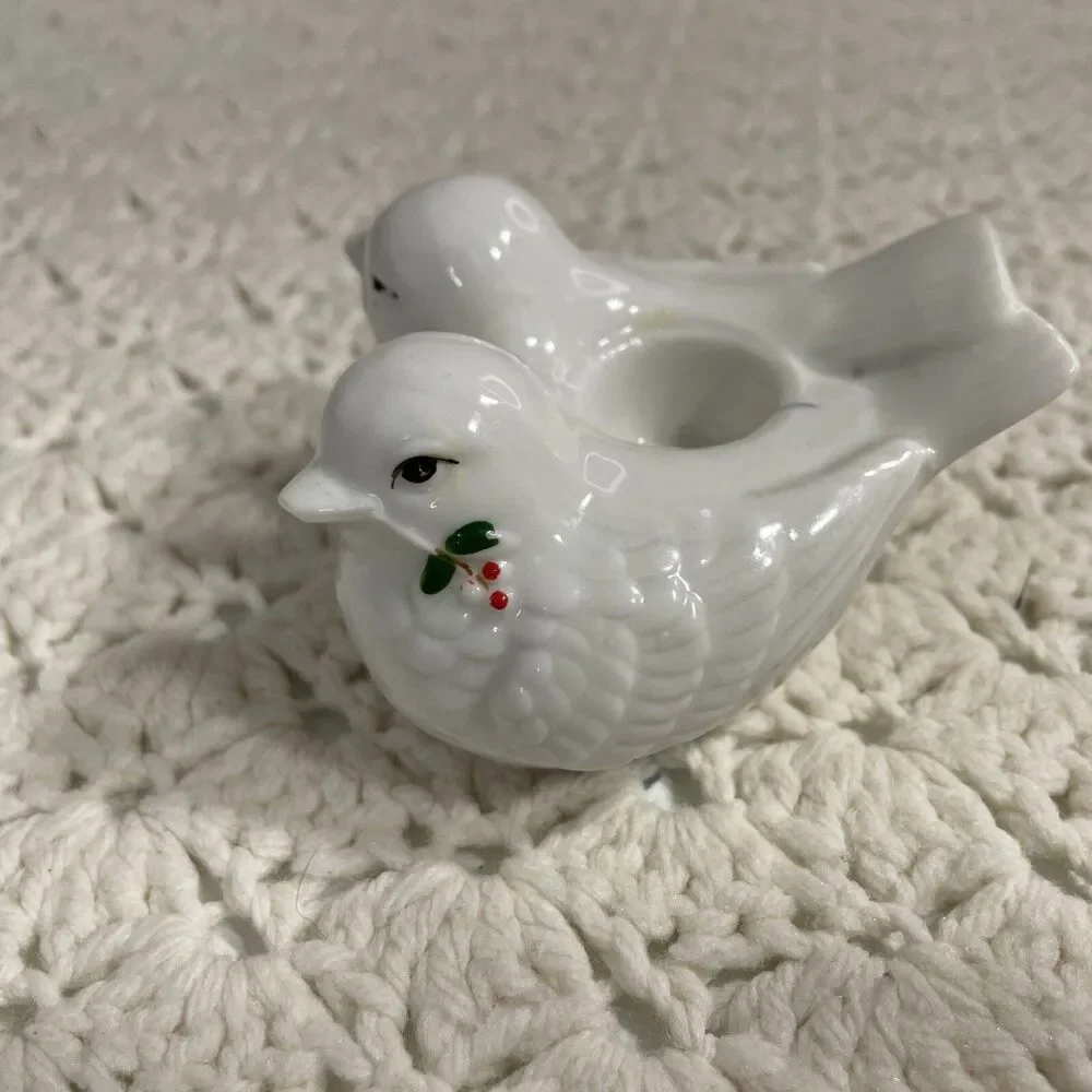 Vintage  Fitz and Floyd Dove Candlestick Holders 3.5” X 3.5” X 2” Tall